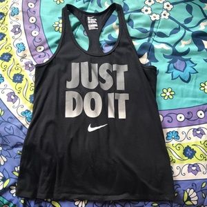 Size L Nike Tank